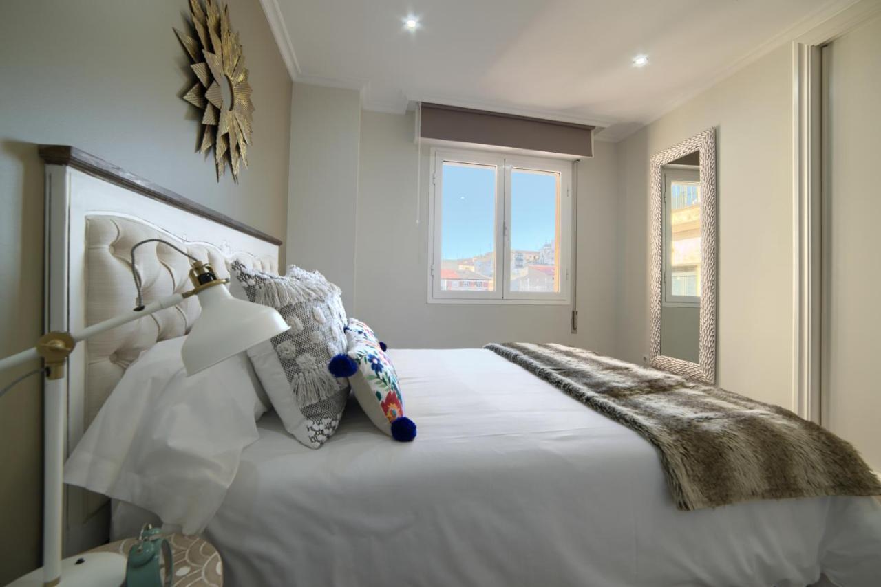 Apartamentos4U Tudela Centro - Parking Incluido Екстериор снимка