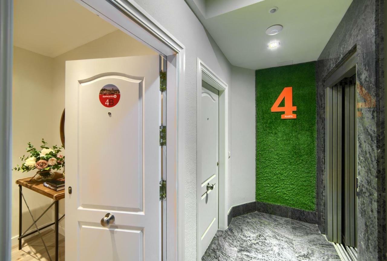 Apartamentos4U Tudela Centro - Parking Incluido Екстериор снимка